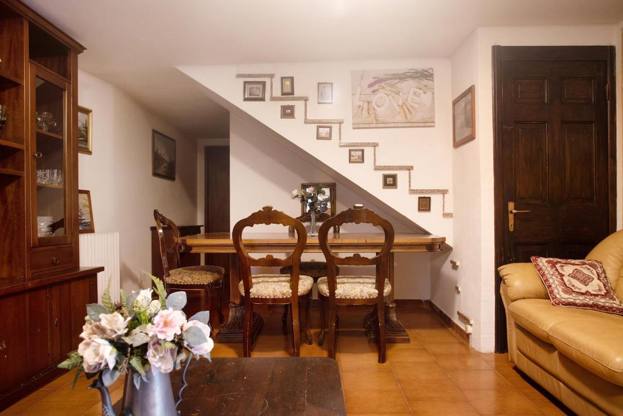Casa Flora Διαμέρισμα Porto Ceresio Εξωτερικό φωτογραφία