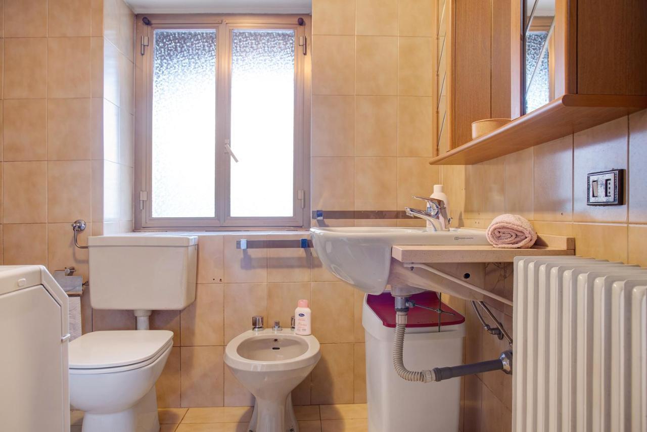 Casa Flora Διαμέρισμα Porto Ceresio Εξωτερικό φωτογραφία